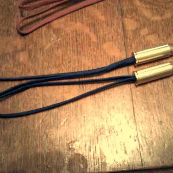 Bullet style lanyards for coats ,knifes, anything with a zipper. Hand made in US - Picture 2 of 3